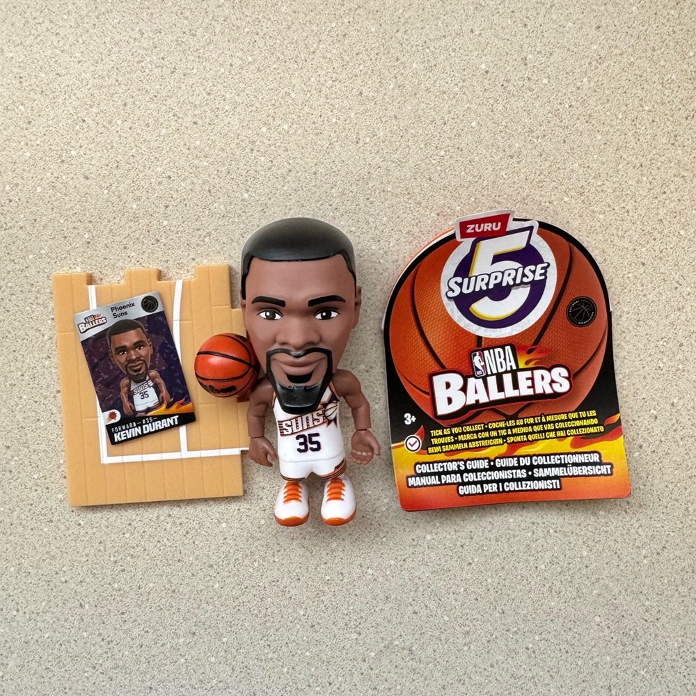 Zuru Surprise NBA Ballers